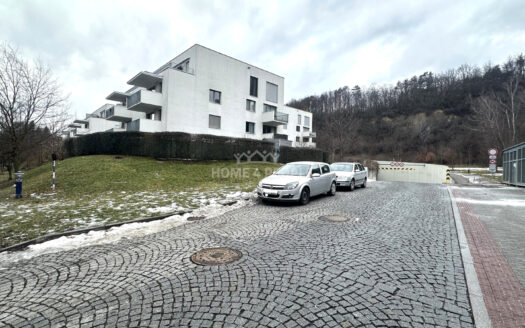 Pronájem bytu 4+kk, 86 m² – Praha, Libeň, ulice Nad Bání