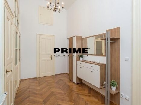 Pronájem bytu 4+1, 180 m² – Praha, Staré Město, ulice Martinská