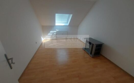 Pronájem bytu 4+kk, 113 m² – Praha, Kunratice, ulice U zeleného ptáka