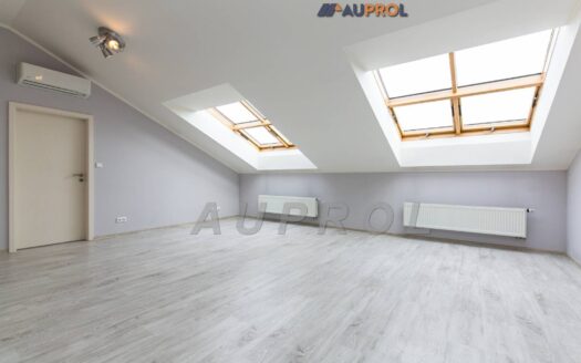 Prodej bytu 2+kk, 78 m² – Praha, Žižkov, ulice Prokopovo náměstí