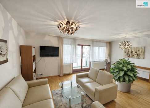 Pronájem bytu 2+kk, 72 m² – Praha, Jinonice, ulice Hlubocká