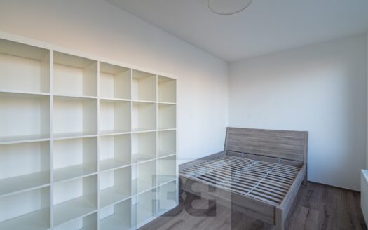 Pronájem bytu 3+kk, 70 m² – Praha, Střížkov, ulice Zakšínská