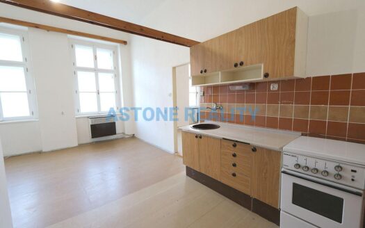 Prodej bytu 3+1, 93 m² – Praha, Karlín, ulice Peckova