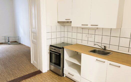 Pronájem bytu 1+1, 40 m² – Praha, Smíchov, ulice U Santošky