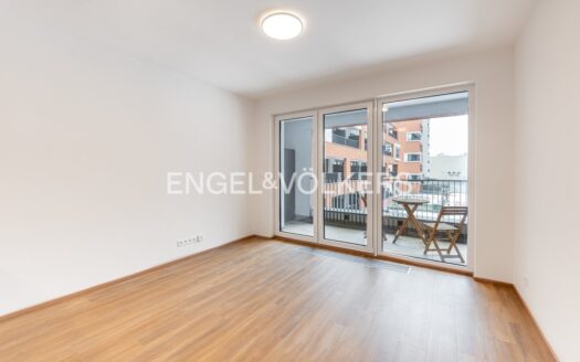 Pronájem bytu 1+kk, 37 m² – Praha, Hloubětín, ulice Poděbradská