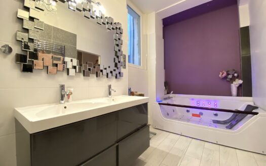 Pronájem bytu 3+kk, 90 m² – Praha, Staré Město, ulice Hradební