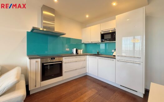 Pronájem bytu 2+kk, 47 m² – Praha, Stodůlky, ulice Svitákova