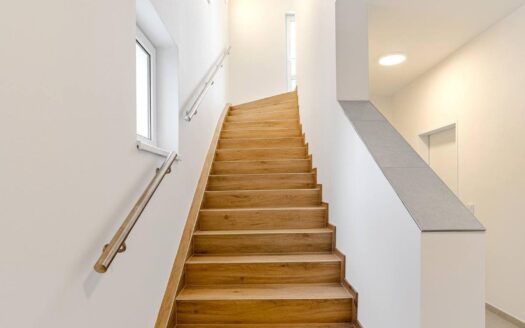 Prodej bytu 1+1, 27 m² – Praha, Sedlec, ulice Suchdolská