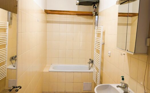 Pronájem bytu 2+kk, 46 m² – Praha, Smíchov, ulice U Santošky