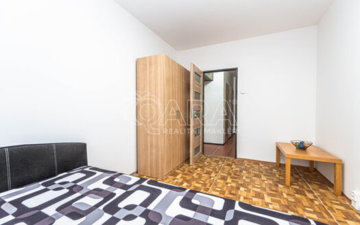 Pronájem bytu 2+kk, 43 m² – Praha, Kobylisy, ulice Kaňkovského