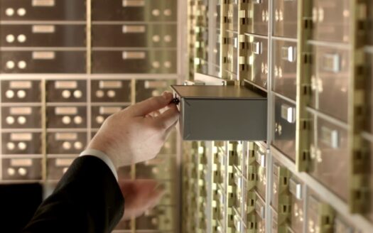 Notářská úschova bytu jak funguje, kdy se vyplatí, bezpečnost, cena a podmínky výplaty