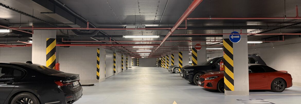 Parkovací stání bytu jaké jsou typy, jak to poznat a na co si dát pozor v inzerátu i smlouvě