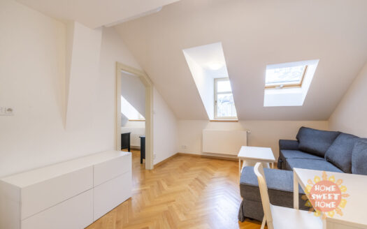 Pronájem bytu 2+kk, 39 m² – Praha, Staré Město, ulice Kozí