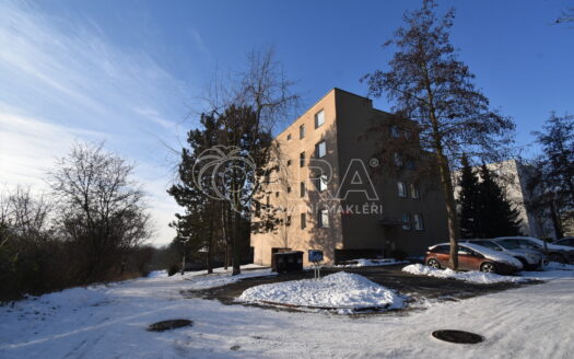 Pronájem bytu 1+kk, 31 m² – Praha, Troja, ulice K Haltýři