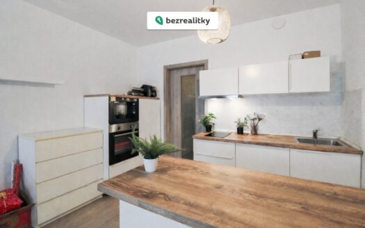 Prodej bytu 1+kk, 32 m² – Praha, Stodůlky, ulice Klausova
