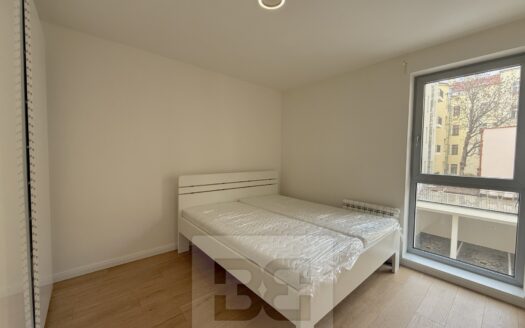 Pronájem bytu 2+kk, 48 m² – Praha, Vinohrady, ulice Varšavská