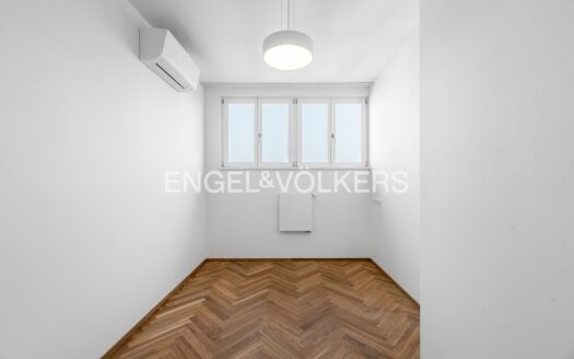 Pronájem bytu 3+kk, 101 m² – Praha, Holešovice, ulice Heřmanova