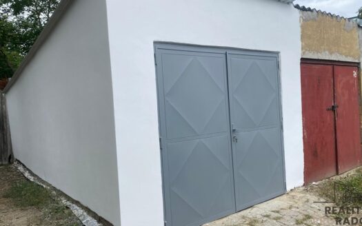 Pronájem Garáže, 13 m² – Praha, Dejvice, ulice Generála Píky