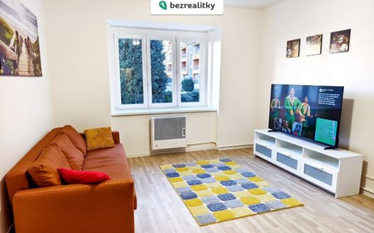 Prodej bytu 1+kk, 28 m² – Praha, Vršovice, ulice Novgorodská