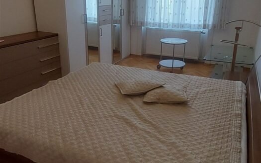 Pronájem bytu 3+1, 120 m² – Praha, Vinohrady, ulice Krkonošská