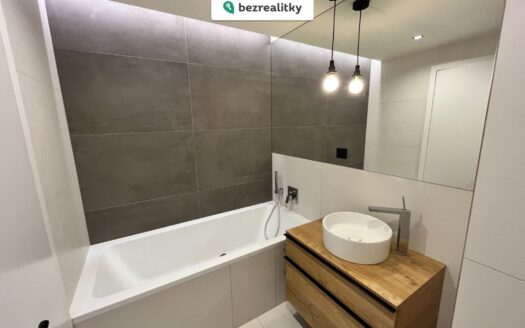 Prodej bytu 3+kk, 88 m² – Praha, Smíchov, ulice Grafická