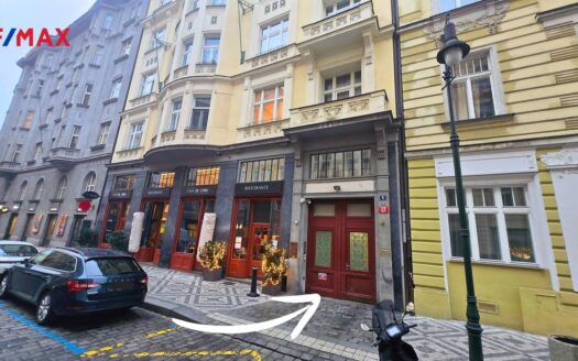 Pronájem Garážová stání, 18 m² – Praha, Staré Město, ulice Vězeňská