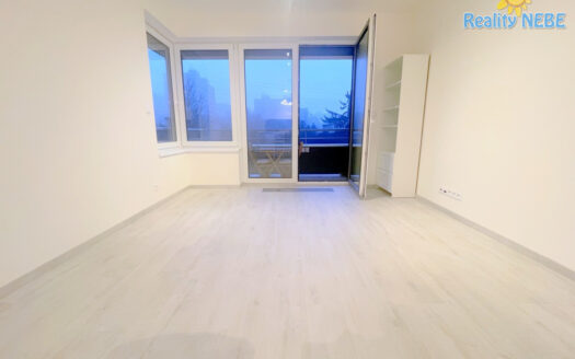 Pronájem bytu 2+kk, 58 m² – Praha, Záběhlice, ulice Klapálkova