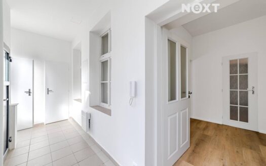 Prodej bytu 1+kk, 39 m² – Praha, Podolí, ulice U Kublova