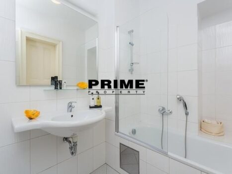 Pronájem bytu 4+1, 180 m² – Praha, Staré Město, ulice Martinská