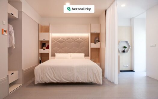 Prodej bytu 1+kk, 55 m² – Praha, Vršovice, ulice Kodaňská