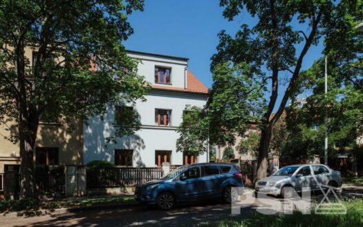 Pronájem bytu 2+kk, 48 m² – Praha, Kobylisy, ulice Služská