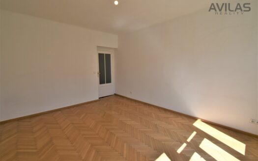 Pronájem bytu 3+kk, 84 m² – Praha, Smíchov, ulice U Nikolajky