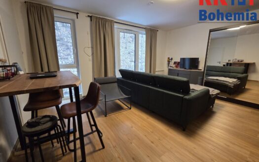 Pronájem bytu 2+kk, 38 m² – Praha, Michle, ulice Pod Stárkou