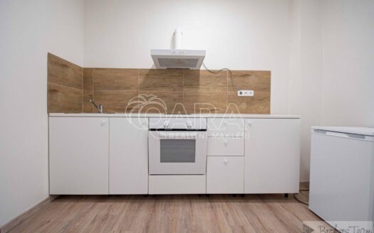 Pronájem bytu 1+1, 30 m² – Praha, Kbely, ulice Semilská