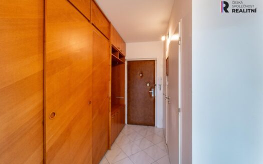Prodej bytu 2+kk, 43 m² – Praha, Modřany, ulice Krouzova