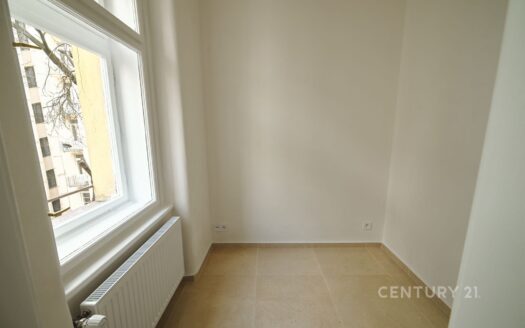 Pronájem bytu 3+1, 103 m² – Praha, Nové Město, ulice Podskalská