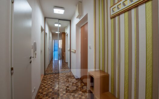 Pronájem bytu 2+kk, 52 m² – Praha, Troja, ulice Hnězdenská