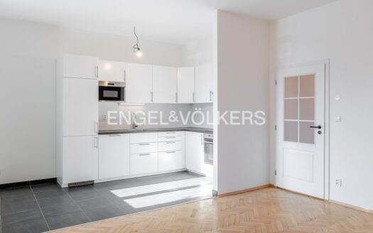 Pronájem bytu 2+kk, 52 m² – Praha, Smíchov, ulice Na pláni