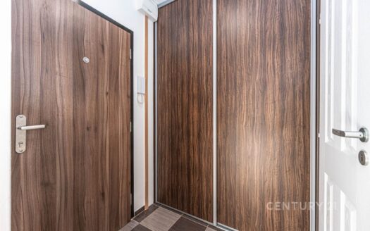 Prodej bytu 1+1, 29 m² – Praha, Troja, ulice Krynická