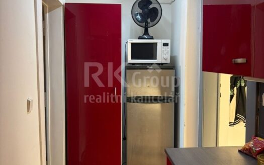 Pronájem bytu 2+kk, 60 m² – Praha, Strašnice, ulice Černická