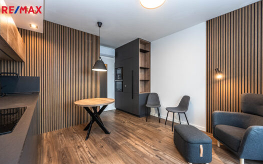 Pronájem bytu 2+kk, 43 m² – Praha, Stodůlky, ulice Mukařovského