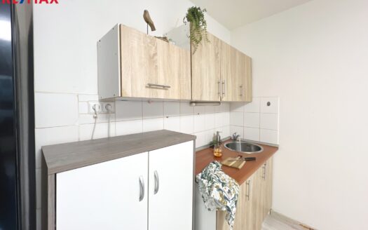 Prodej bytu 1+kk, 28 m² – Praha, Michle, ulice Michelská