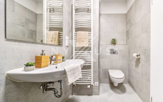 Prodej bytu 1+kk, 36 m² – Praha, Letňany, ulice Kadečkové