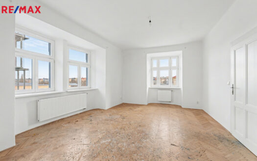 Prodej bytu 3+1, 99 m² – Praha, Smíchov, ulice Svornosti