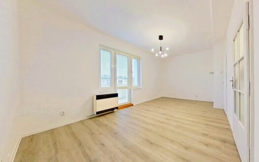 Pronájem bytu 1+kk, 31 m² – Praha, Strašnice, ulice Na hroudě