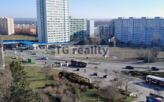 Prodej bytu 2+kk, 42 m² – Praha, Háje, ulice Kupeckého