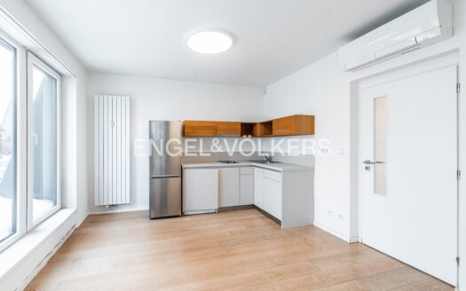 Pronájem bytu 2+kk, 62 m² – Praha, Libeň, ulice Primátorská