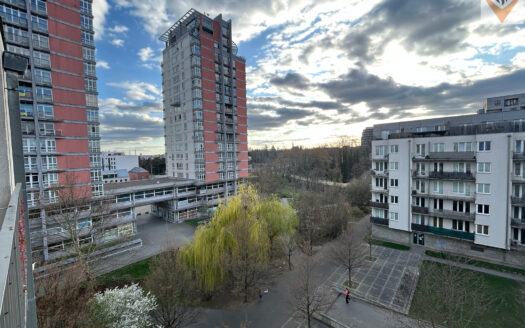 Pronájem bytu 2+kk, 54 m² – Praha, Strašnice, ulice Názovská