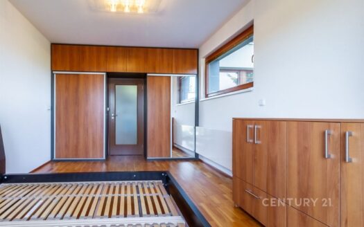 Pronájem bytu 2+kk, 66 m² – Praha, Smíchov, ulice Štorkánova