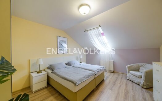 Pronájem bytu 3+kk, 93 m² – Praha, Vinohrady, ulice Máchova